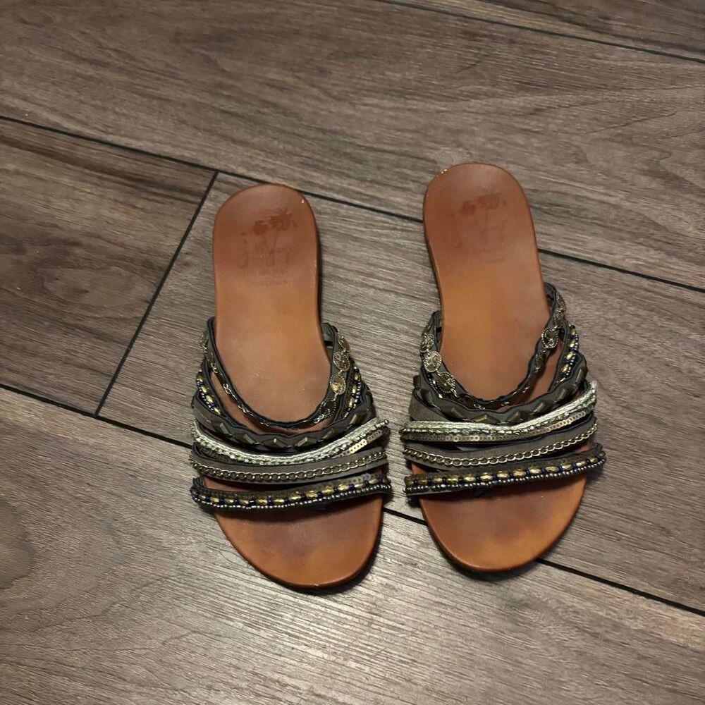 Jellypop Women's Gold and Brown Sandals